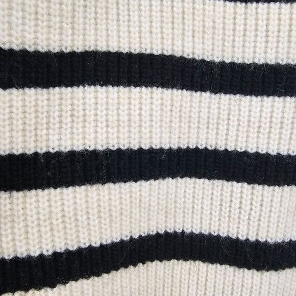 H&M Rib Kint Half Zip Sweater in Cream Striped - Size S - Picture 9 of 10